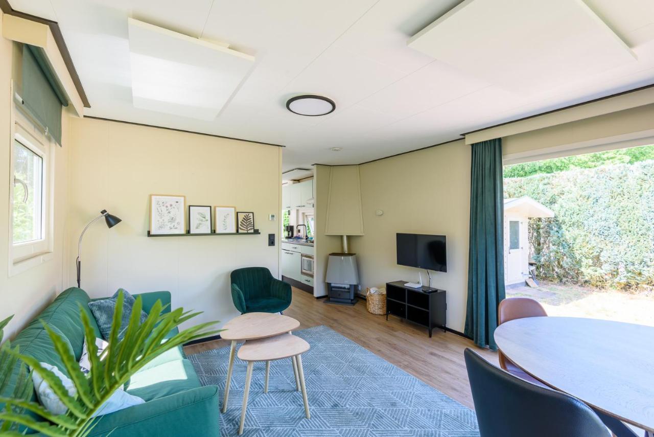 Gezellig Chalet Aan De Veluwse Bosrand Putten Luaran gambar