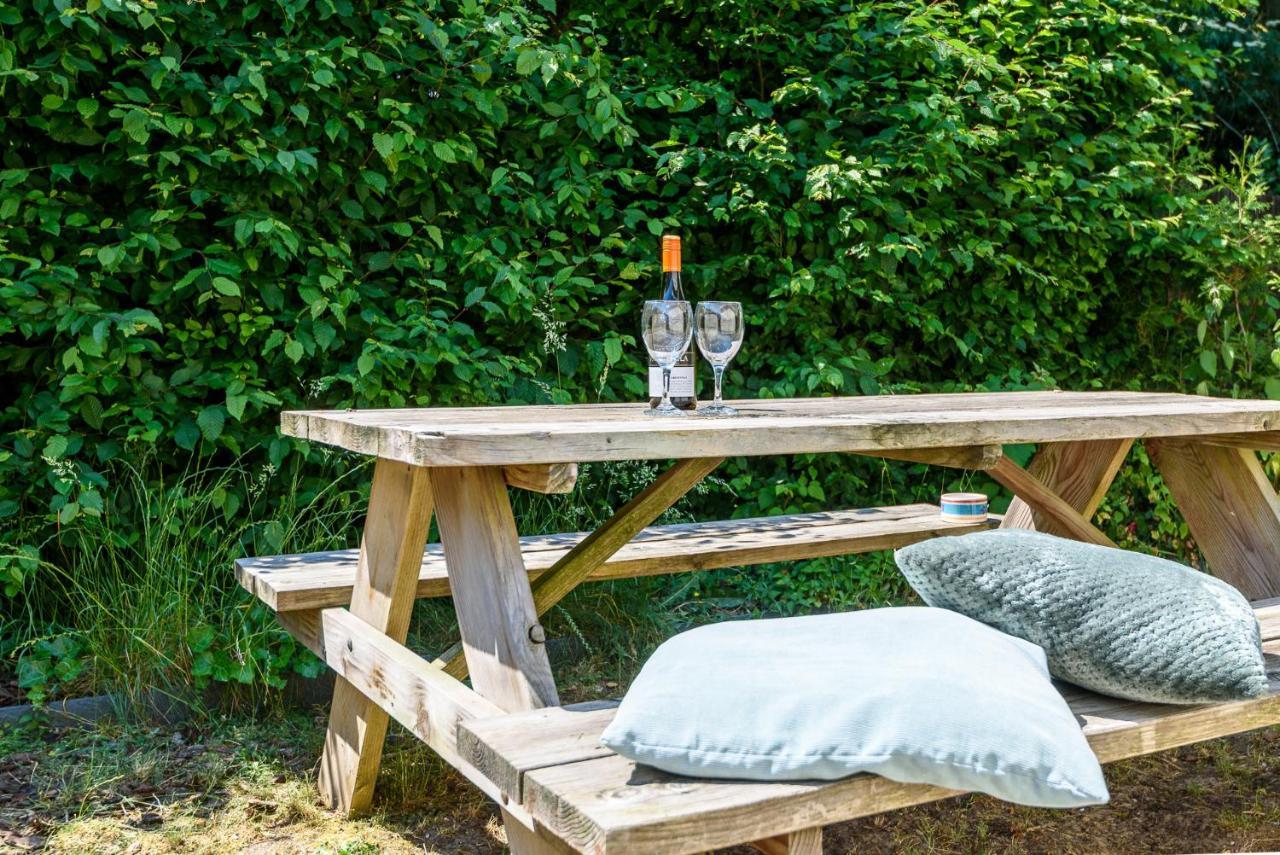 Gezellig Chalet Aan De Veluwse Bosrand Putten Luaran gambar