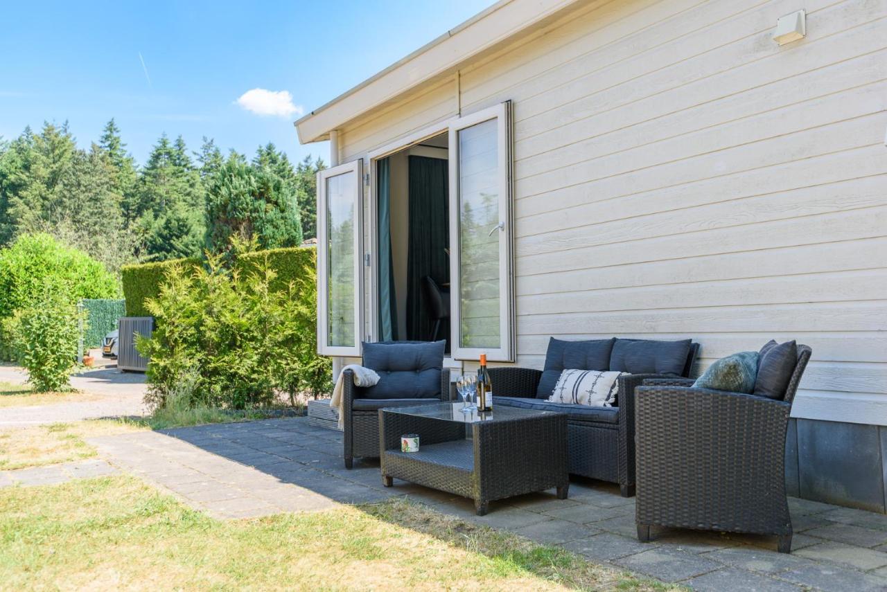 Gezellig Chalet Aan De Veluwse Bosrand Putten Luaran gambar