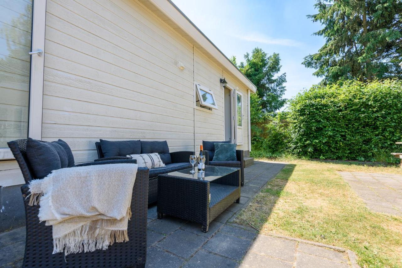 Gezellig Chalet Aan De Veluwse Bosrand Putten Luaran gambar