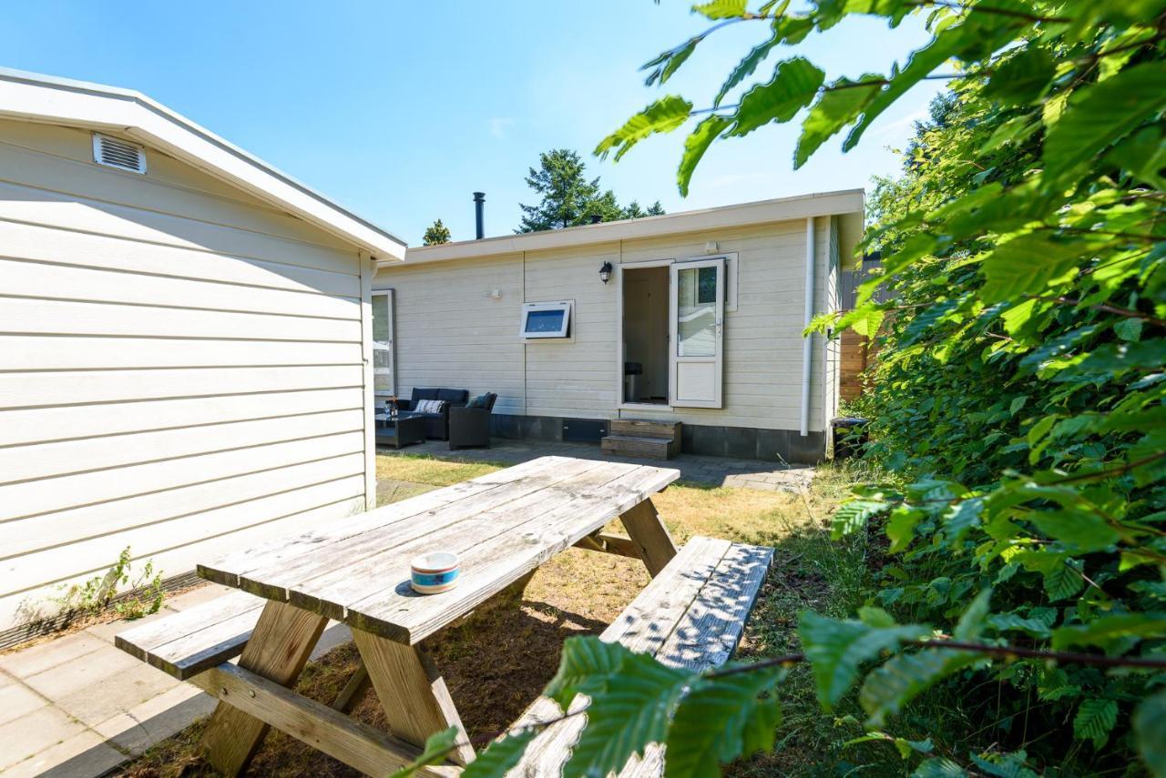 Gezellig Chalet Aan De Veluwse Bosrand Putten Luaran gambar